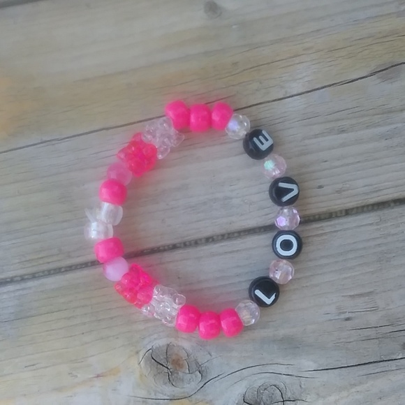 Handmade bracelets. - Picture 3 of 6